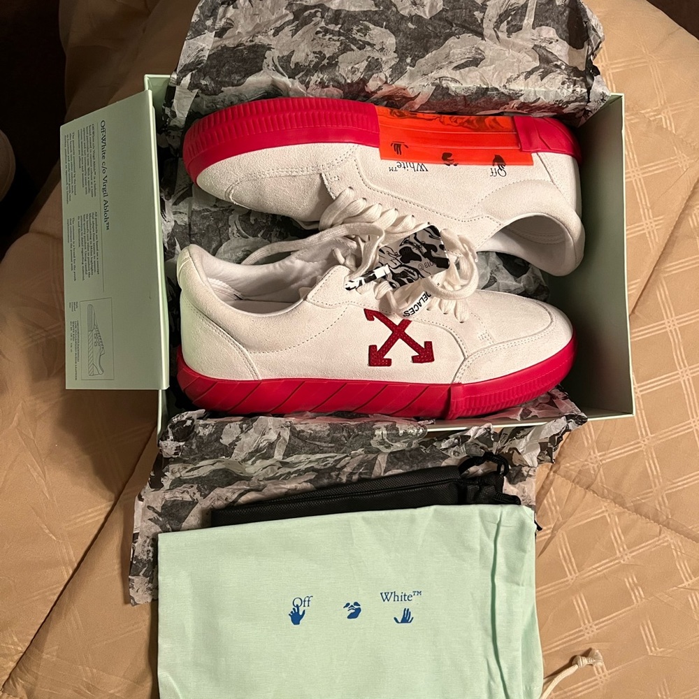 Nike-Off White